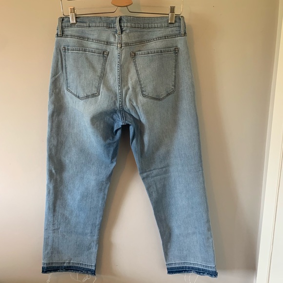 SOLD! Banana Republic / Girlfriend / Jeans - Picture 3 of 8